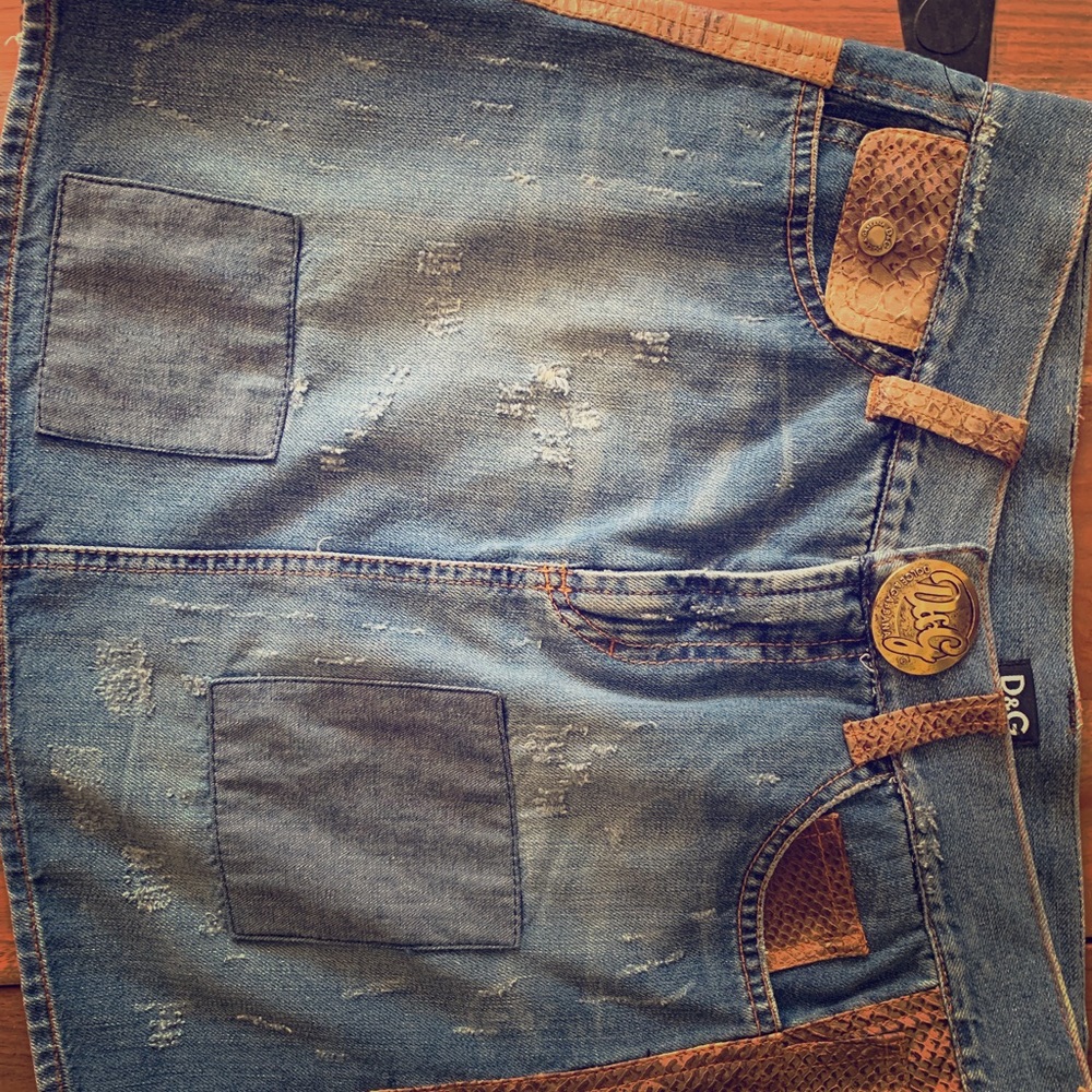 Dolce and Gabbana Jean Skirt size 30/44
